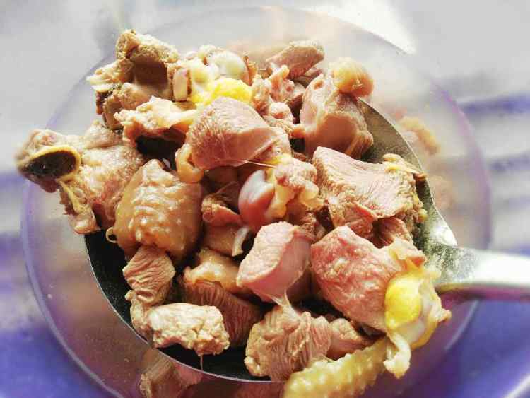 香菇烧鸡腿步骤4