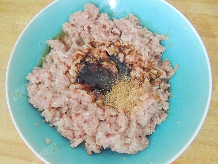 珍珠藕丸子步骤7