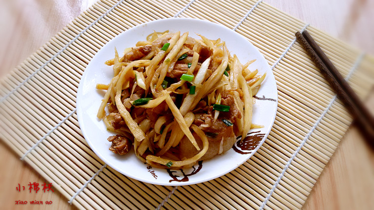 茭白丝炒肉片步骤6