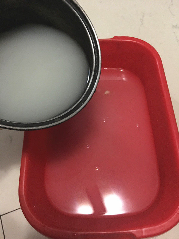 酒酿泡制酸菜步骤3