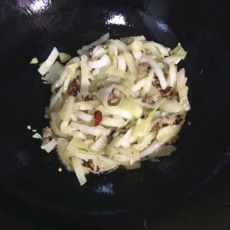 酒酿泡制酸菜步骤13