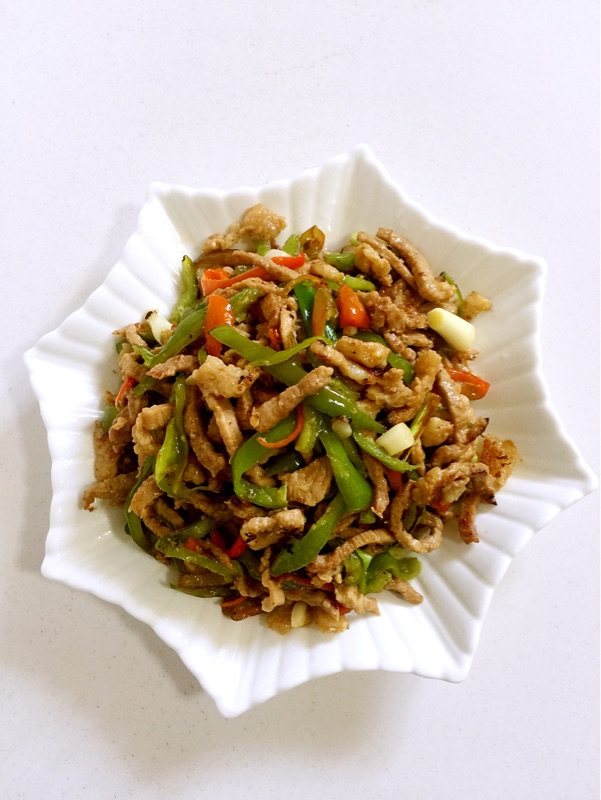 青椒炒肉丝步骤9