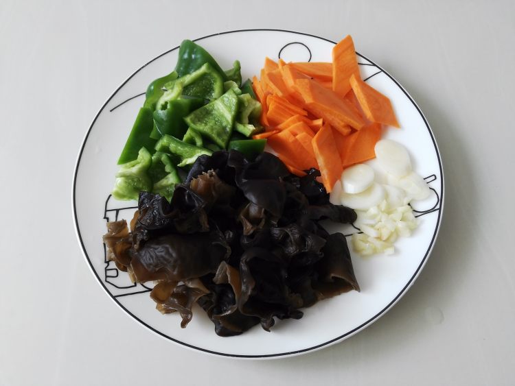 家常豆腐步骤2