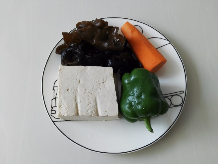 家常豆腐步骤1