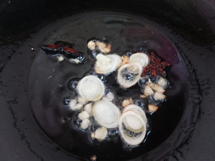 家常豆腐步骤6