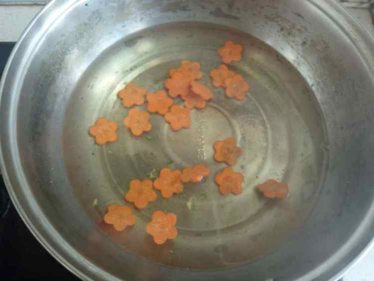 蒜蓉炒西兰花步骤4