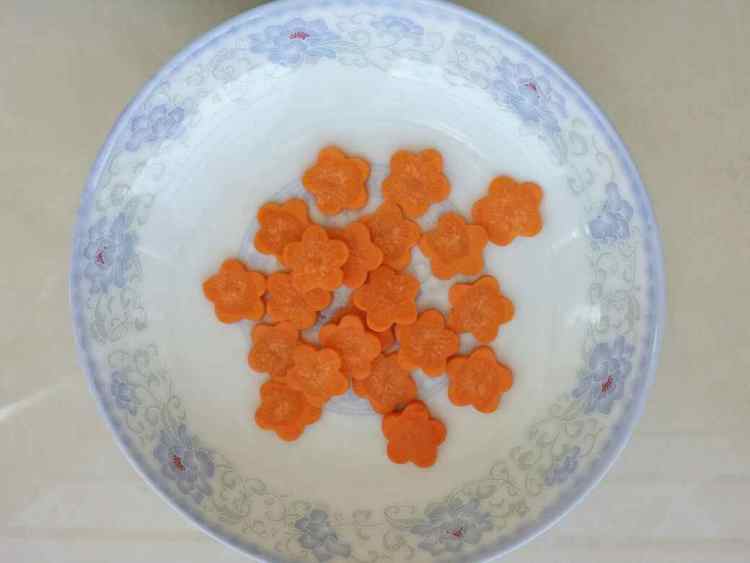 蒜蓉炒西兰花步骤2
