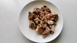青椒土豆炖牛肉步骤3