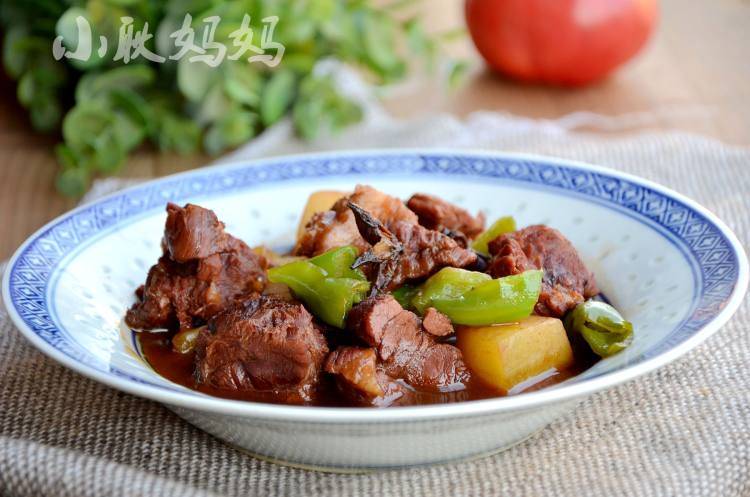 青椒土豆炖牛肉步骤10