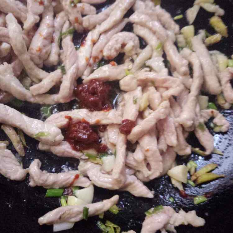 鱼香肉丝步骤6