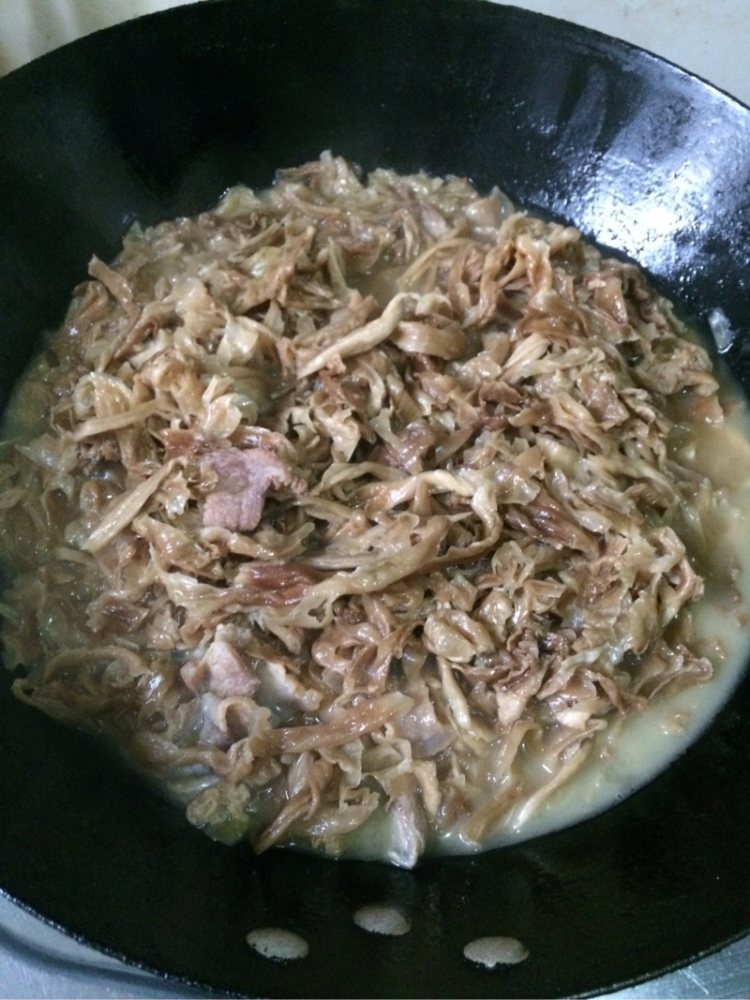 包菜干炖肉步骤7