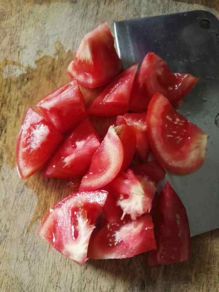 土豆炒西红柿步骤4