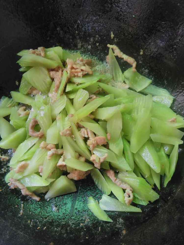肉炒莴笋步骤10