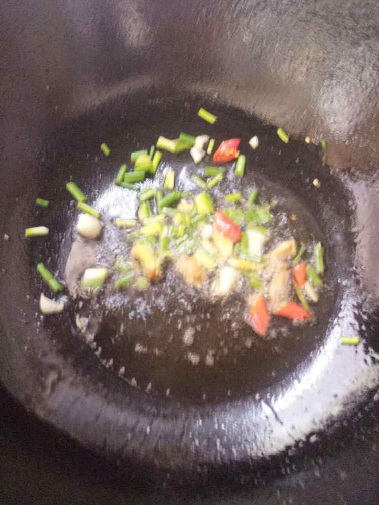 青椒火腿炒豆干步骤4