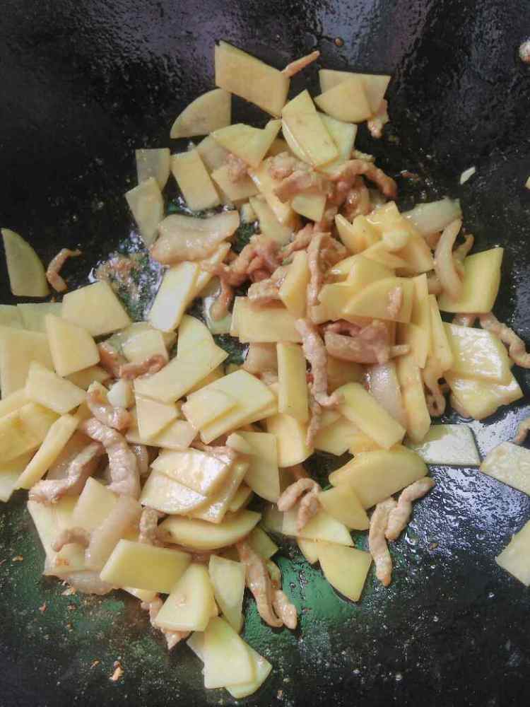 肉炒土豆片步骤8
