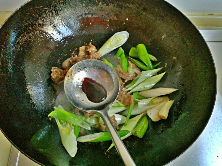 葱爆牛肉步骤5