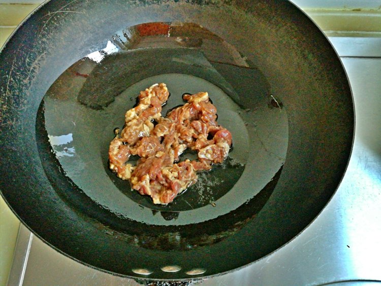 葱爆牛肉步骤2