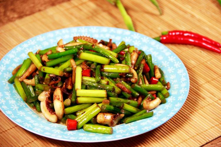 四季餐桌|味极鱿鱼丝步骤6