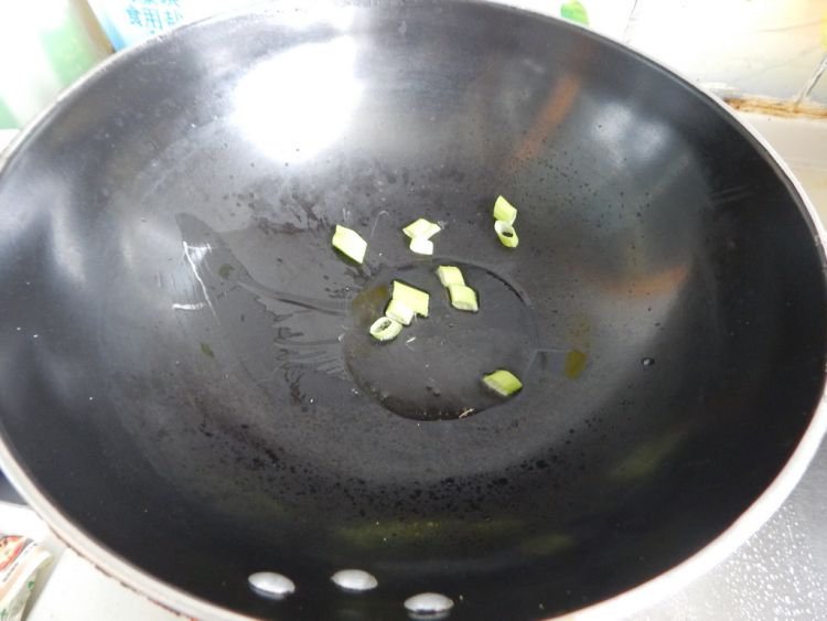 白菜烧黑豆腐步骤5