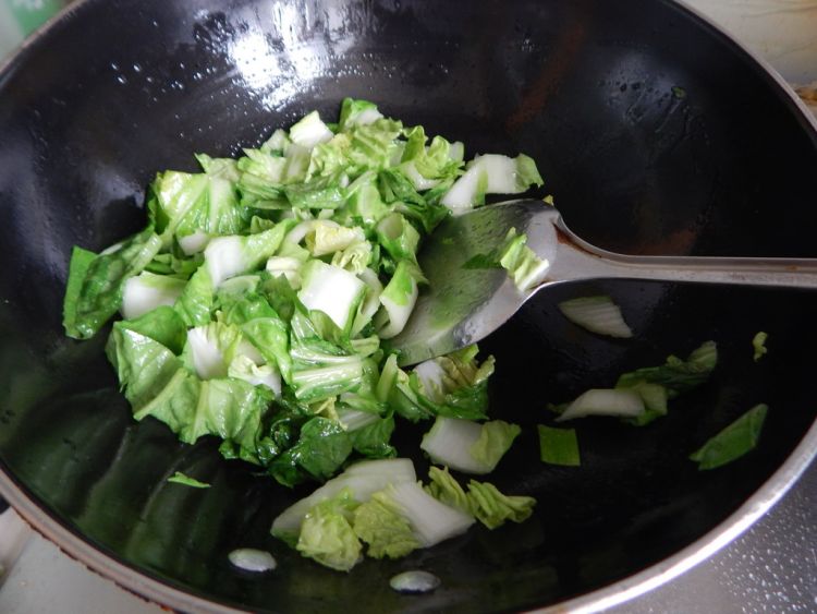 白菜烧黑豆腐步骤7