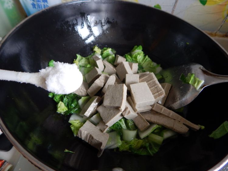 白菜烧黑豆腐步骤10