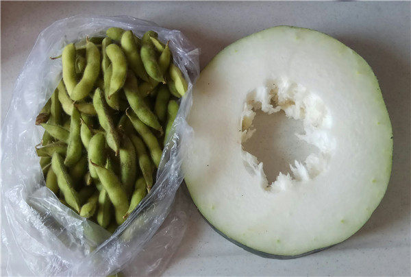 冬瓜烧毛豆步骤1