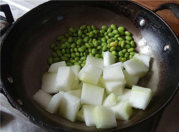 冬瓜烧毛豆步骤5