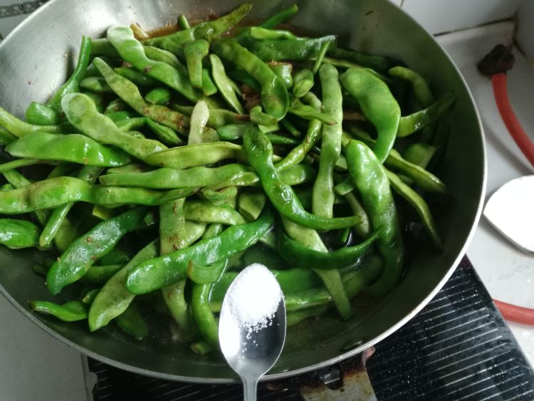 烧芸豆步骤7