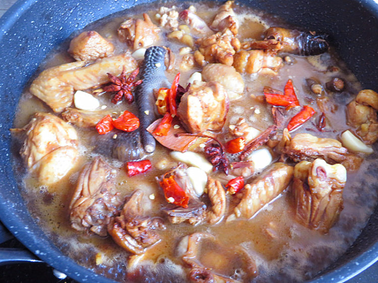 小鸡炖土豆步骤10