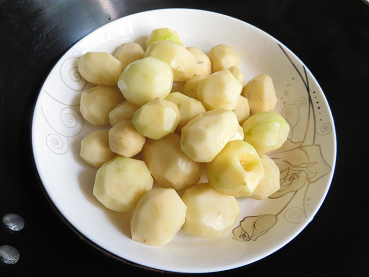 小鸡炖土豆步骤6