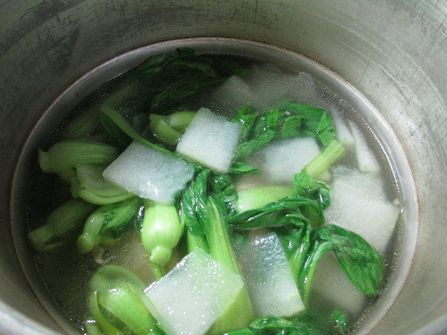 冬瓜菜芯鸡腿汤步骤10