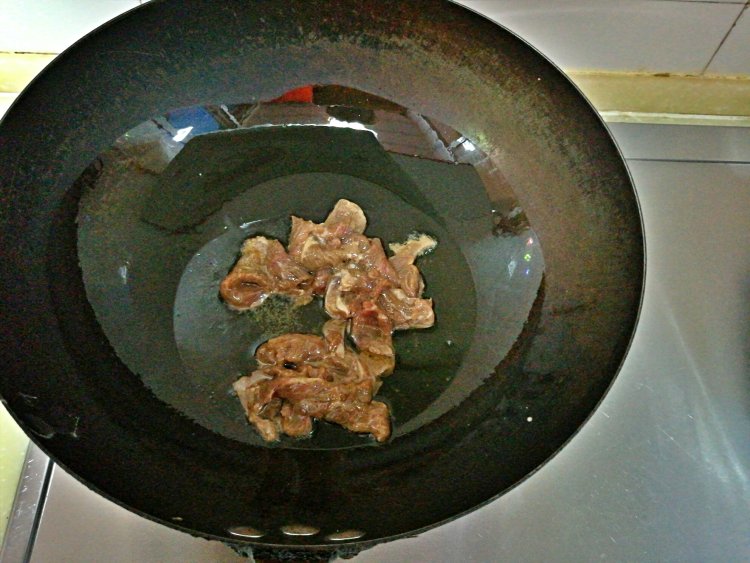 山药炖牛肉步骤2