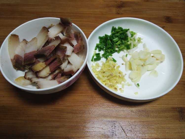 丝瓜烧茄子步骤3