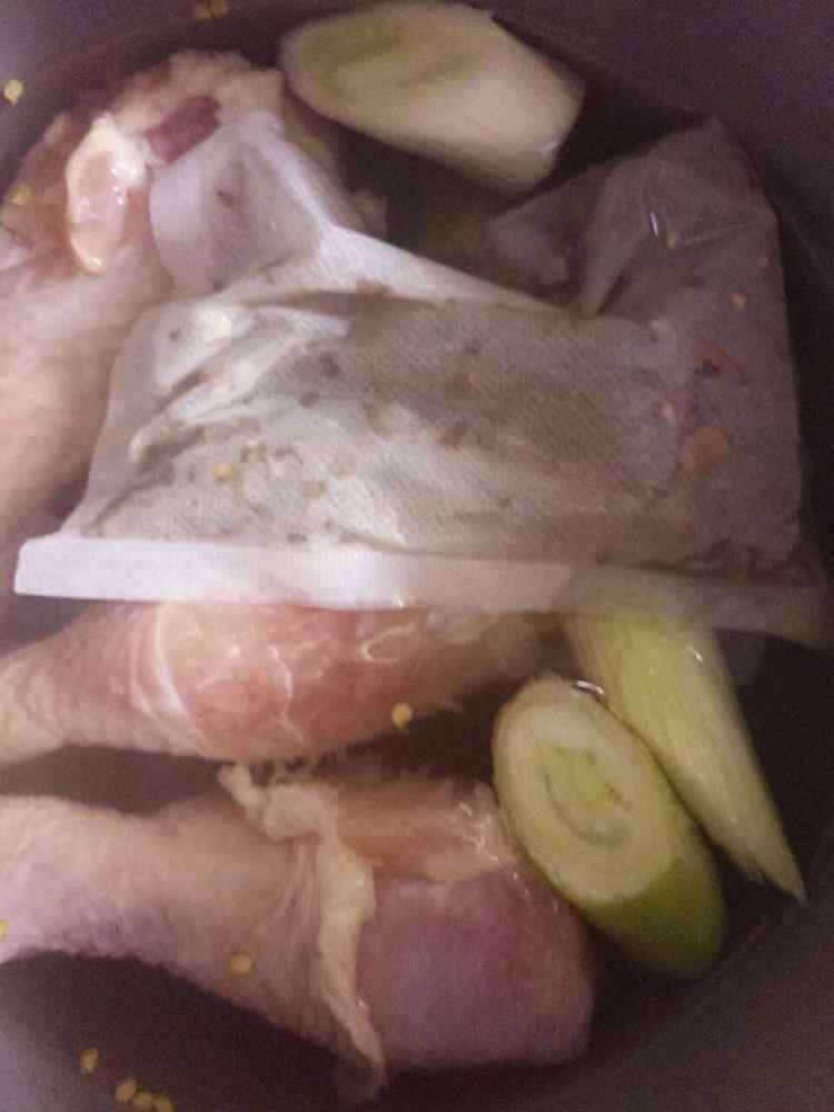 卤鸡腿步骤4