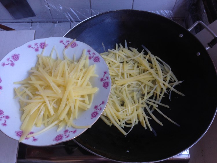 肉丝炒土豆丝步骤6
