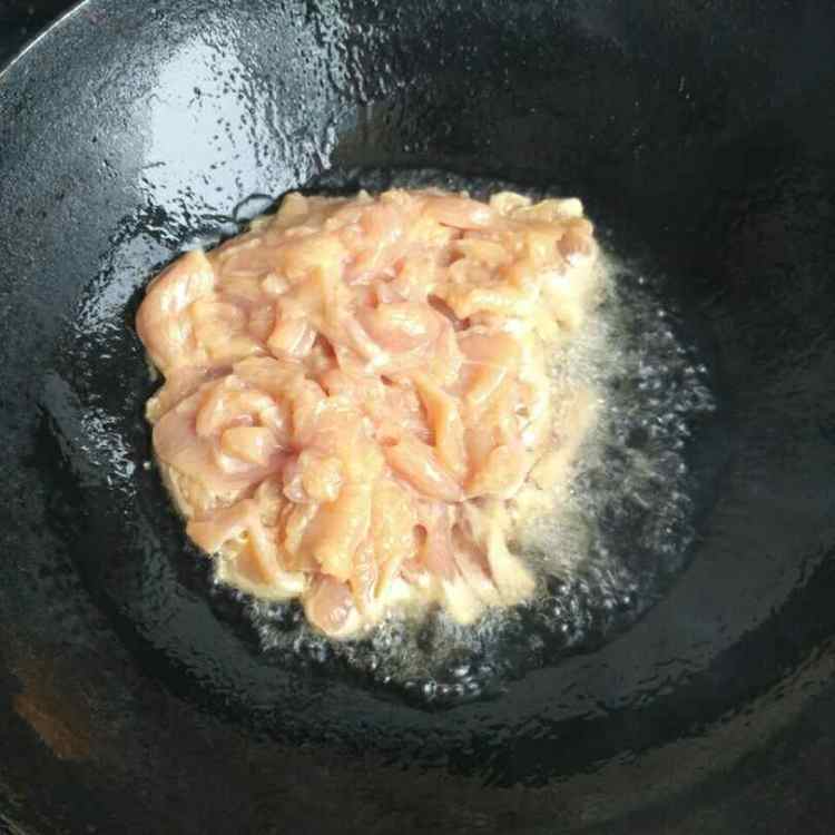 芦笋炒鸡肉步骤6