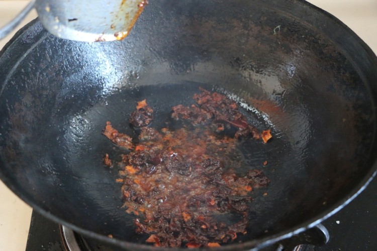 辣子羊头肉步骤3