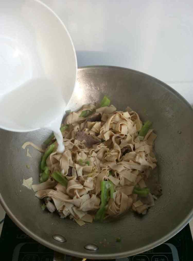 勾汁干豆腐步骤7