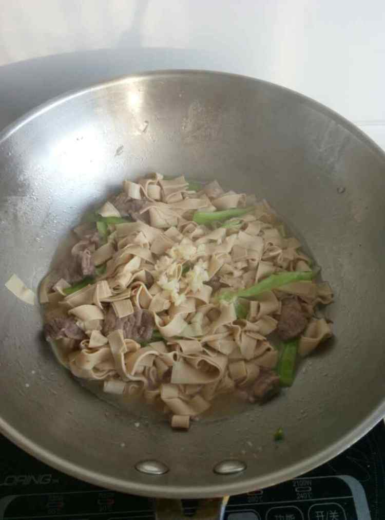 勾汁干豆腐步骤6