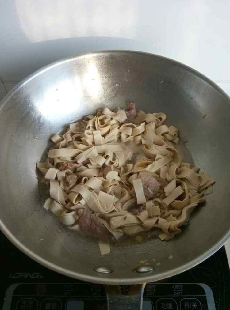 勾汁干豆腐步骤5