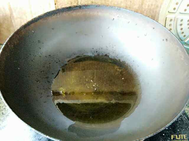 土豆茄子炖豆角步骤5