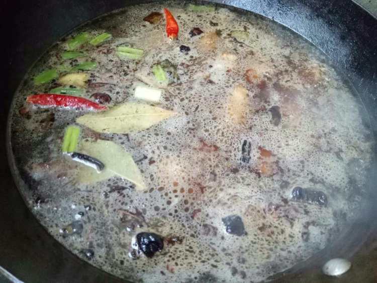 五花肉炖土豆步骤6