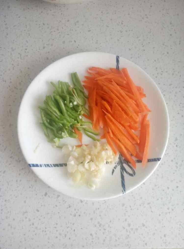 小炒鸡肉丝步骤3