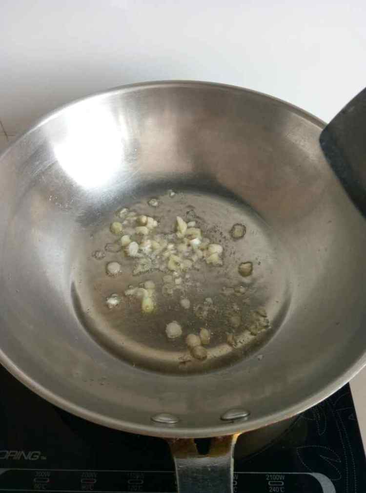小炒鸡肉丝步骤4