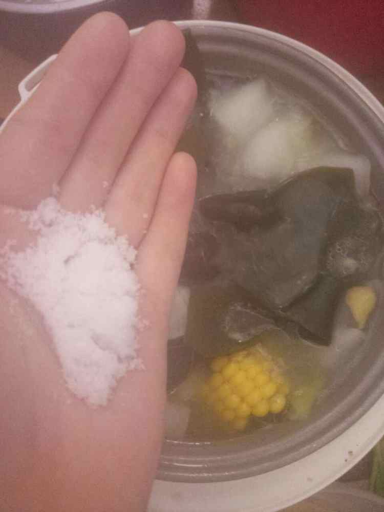 排骨玉米海带萝卜汤步骤8