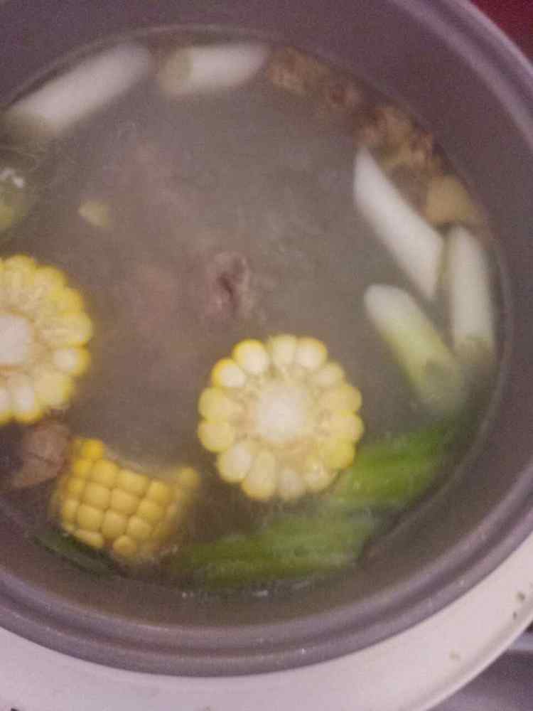 排骨玉米海带萝卜汤步骤6