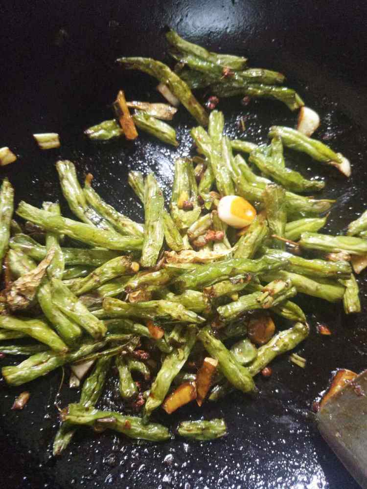 干煸四季豆步骤8