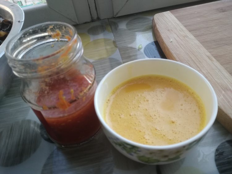 木耳番茄炒鸡蛋步骤3