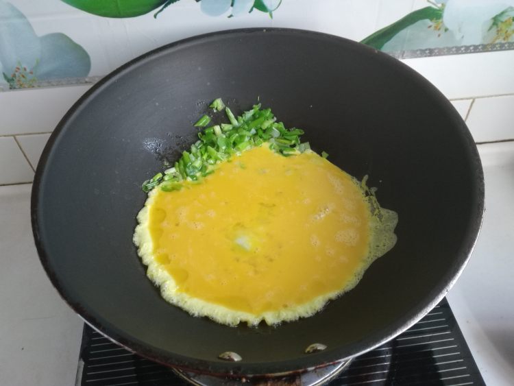 木耳番茄炒鸡蛋步骤5