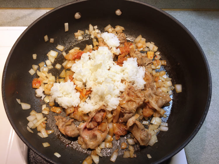 焗烤泡菜烧肉饭步骤8